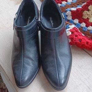 Tom McAn Leather Heeled Booties, Black,  NWOB, 7.5W